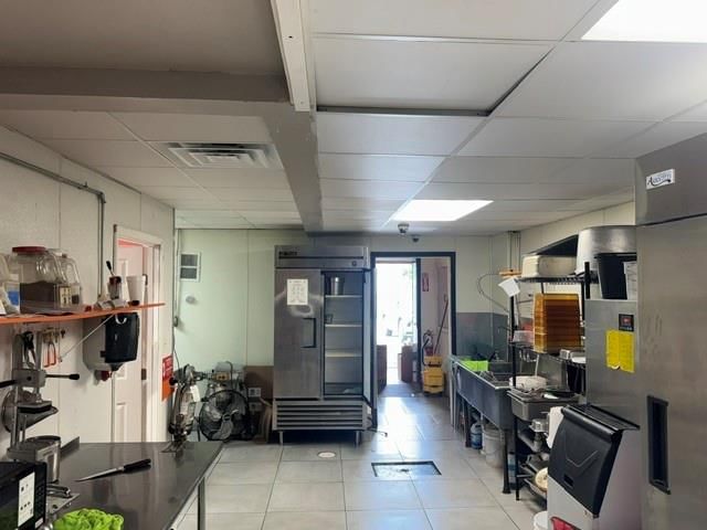 6901 Prospect Avenue — photo 13