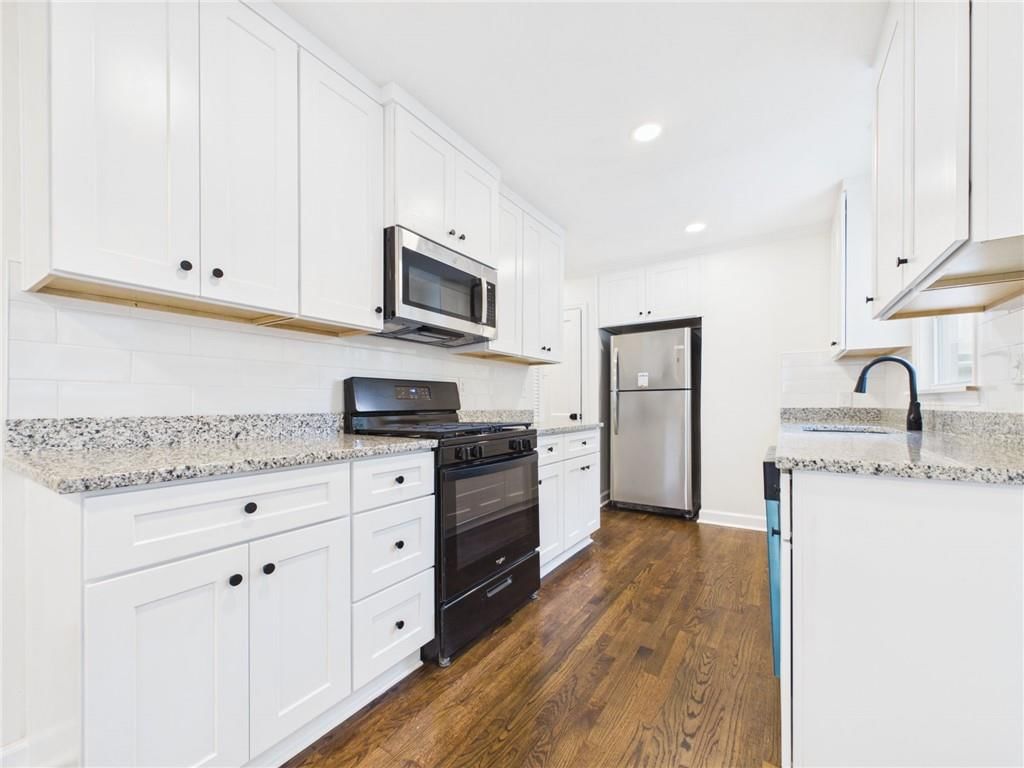 5311 W 55th Street — photo 9