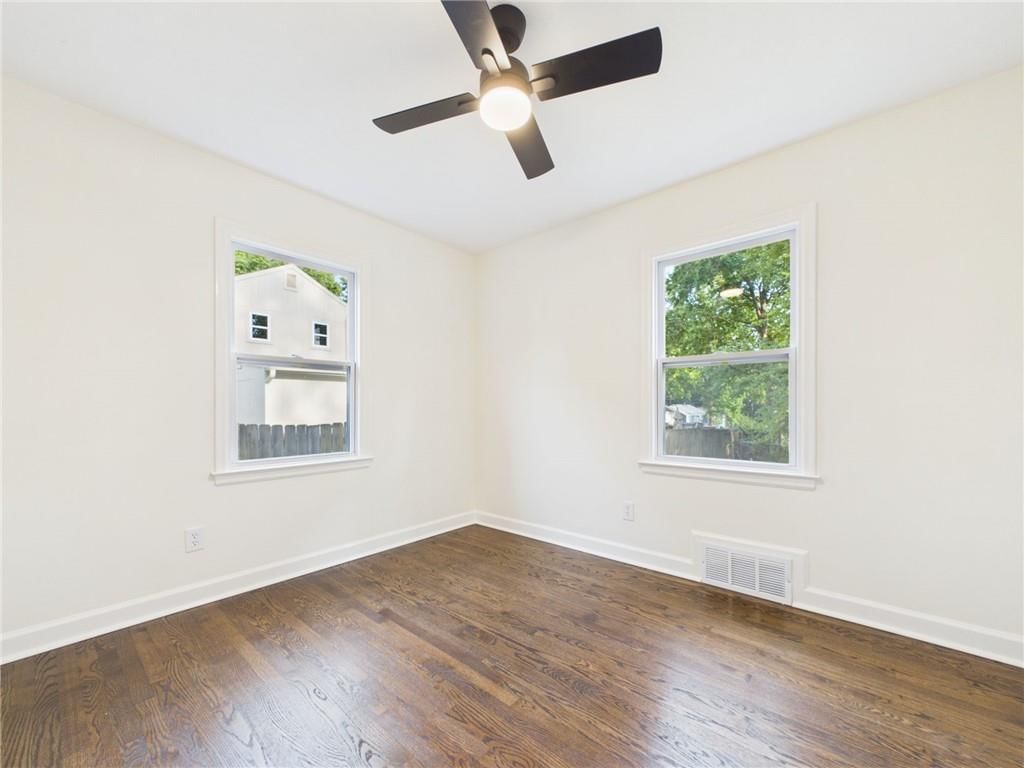 5311 W 55th Street — photo 11