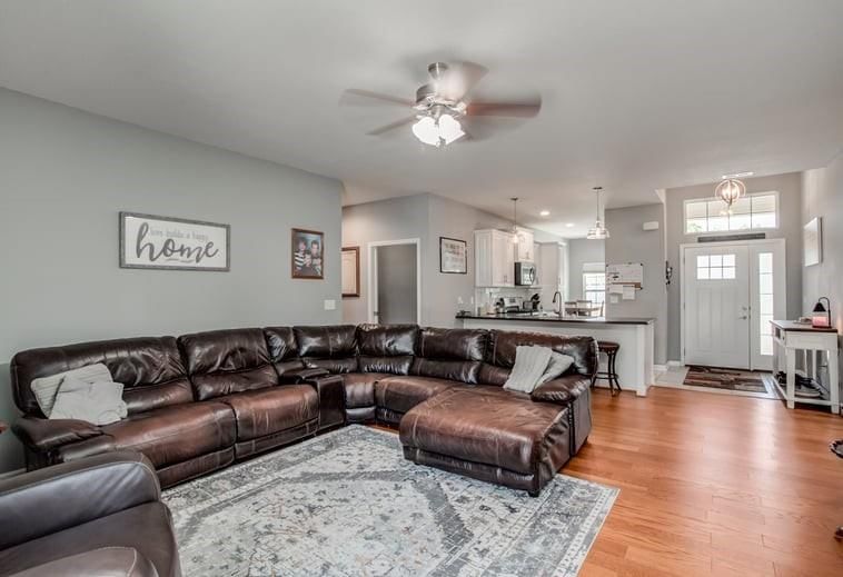 1721 S Willow Street — photo 13