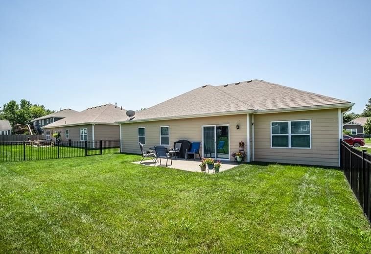 1721 S Willow Street — photo 35