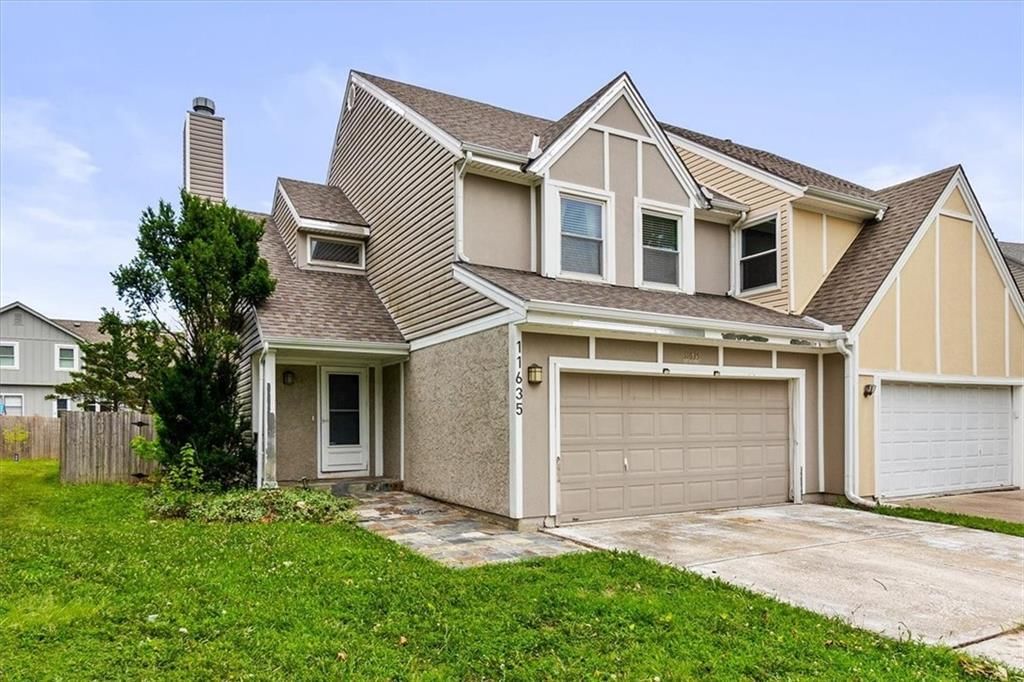11635 Garnett Street — photo 2