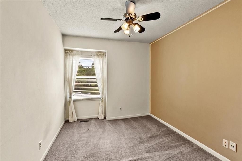 11635 Garnett Street — photo 19