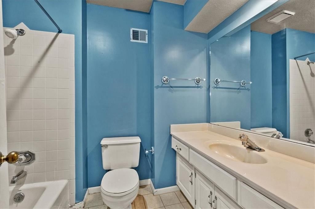 11635 Garnett Street — photo 20
