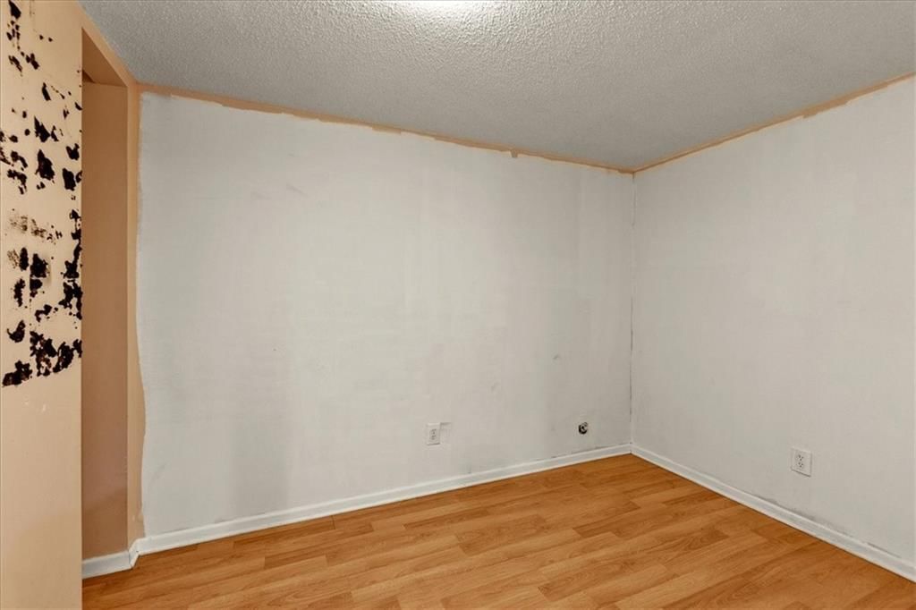 11635 Garnett Street — photo 23