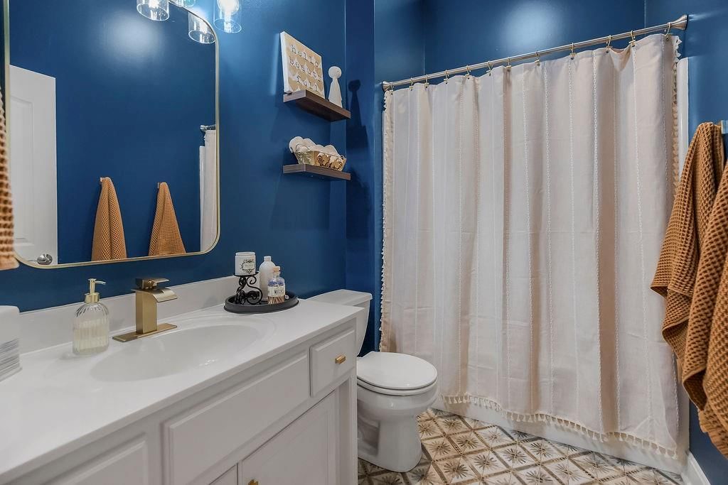 916 SW Lauren Court — photo 16