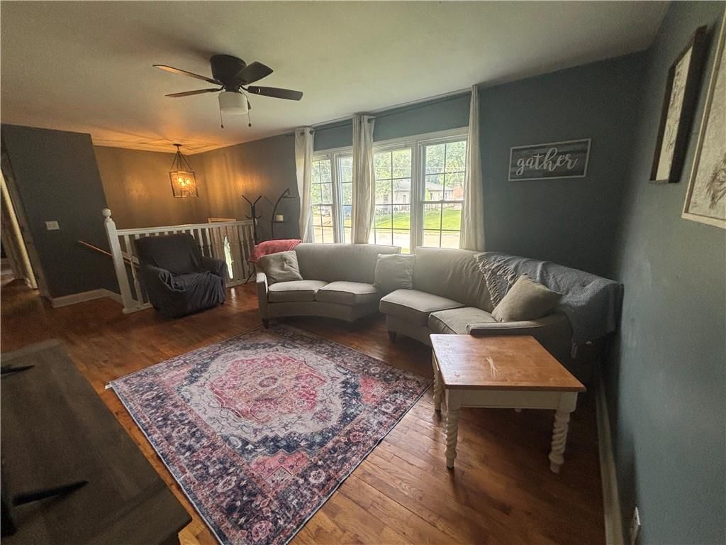 1410 Ridgeway Drive — photo 4