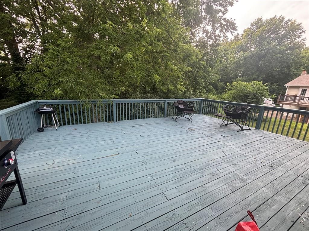 1410 Ridgeway Drive — photo 7