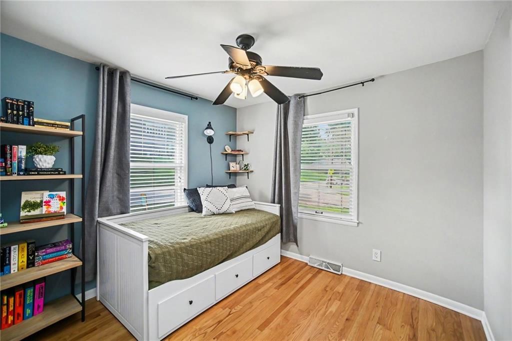 4300 N Holmes Street — photo 15