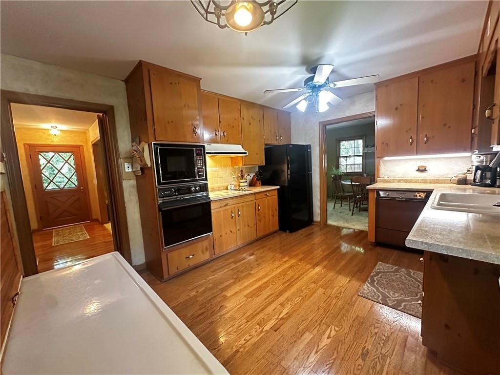 2505 Homestead Lane — photo 9