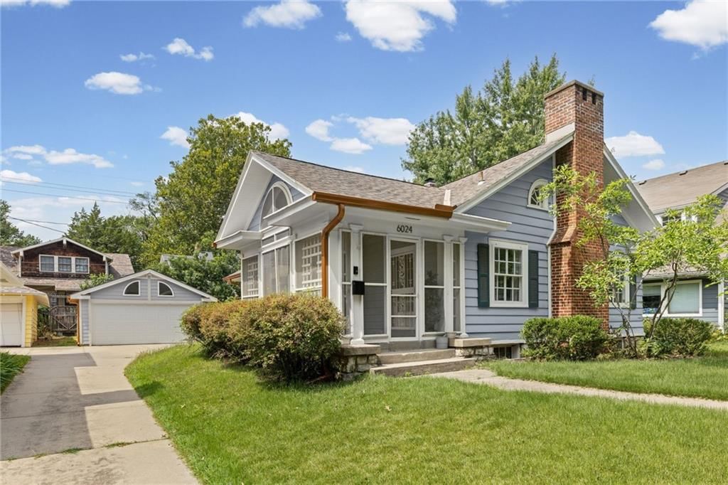 6024 OAK Street — photo 2