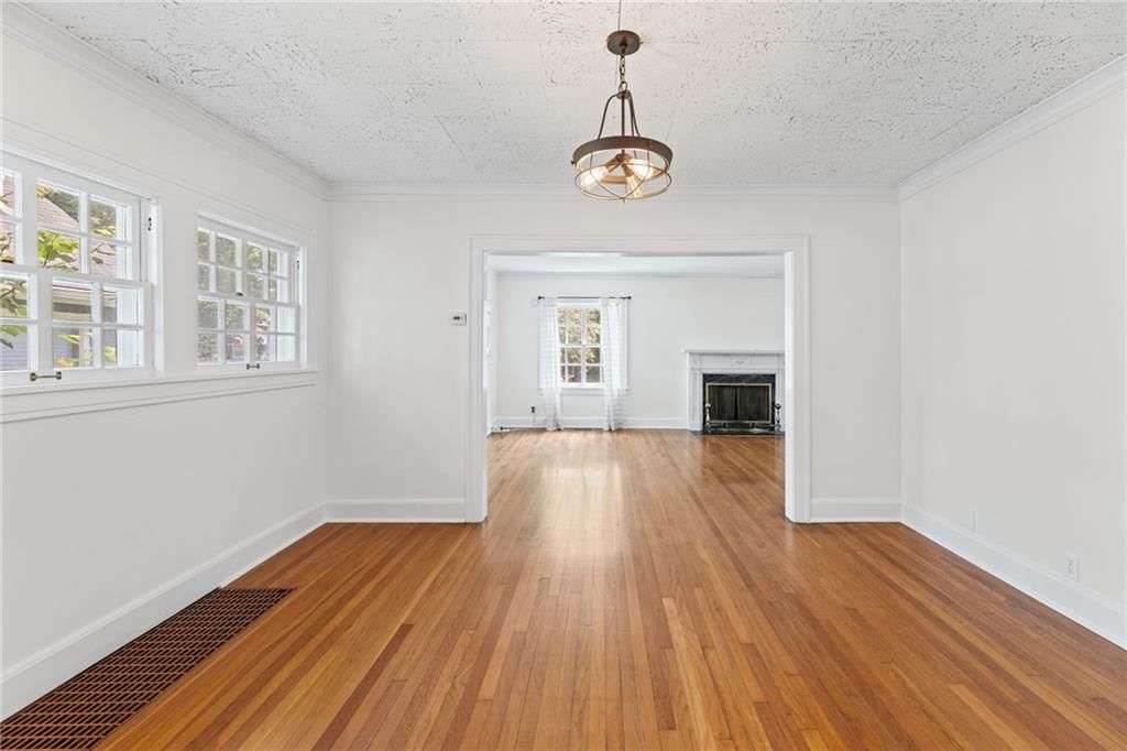 6024 OAK Street — photo 12