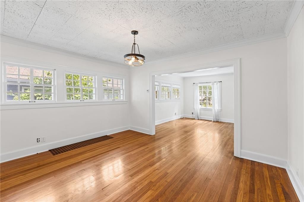 6024 OAK Street — photo 14