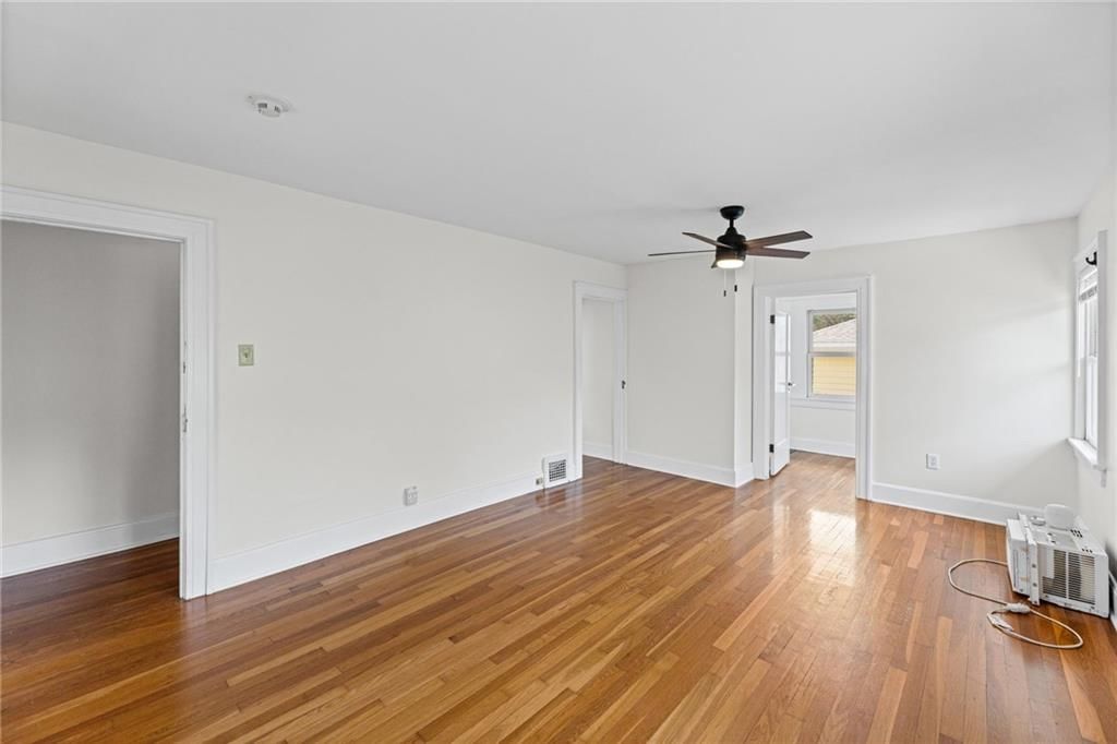 6024 OAK Street — photo 32