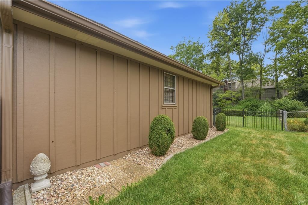 4320 S Dover Avenue — photo 34