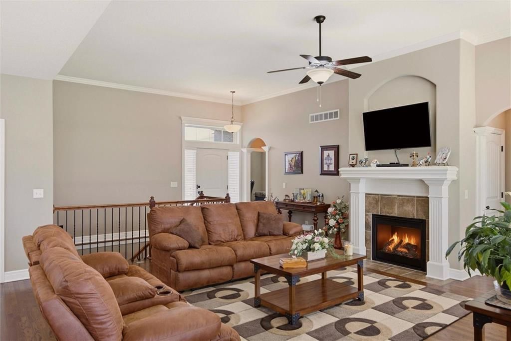 311 Crestview Court — photo 7