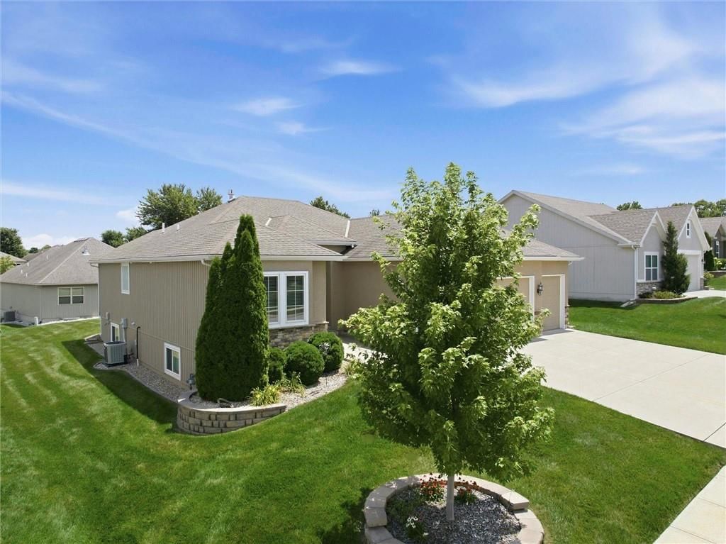 311 Crestview Court — photo 27