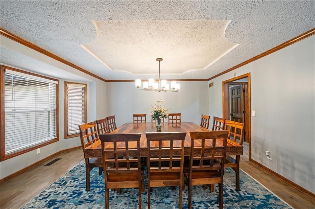 8230 W 99th Street — photo 10