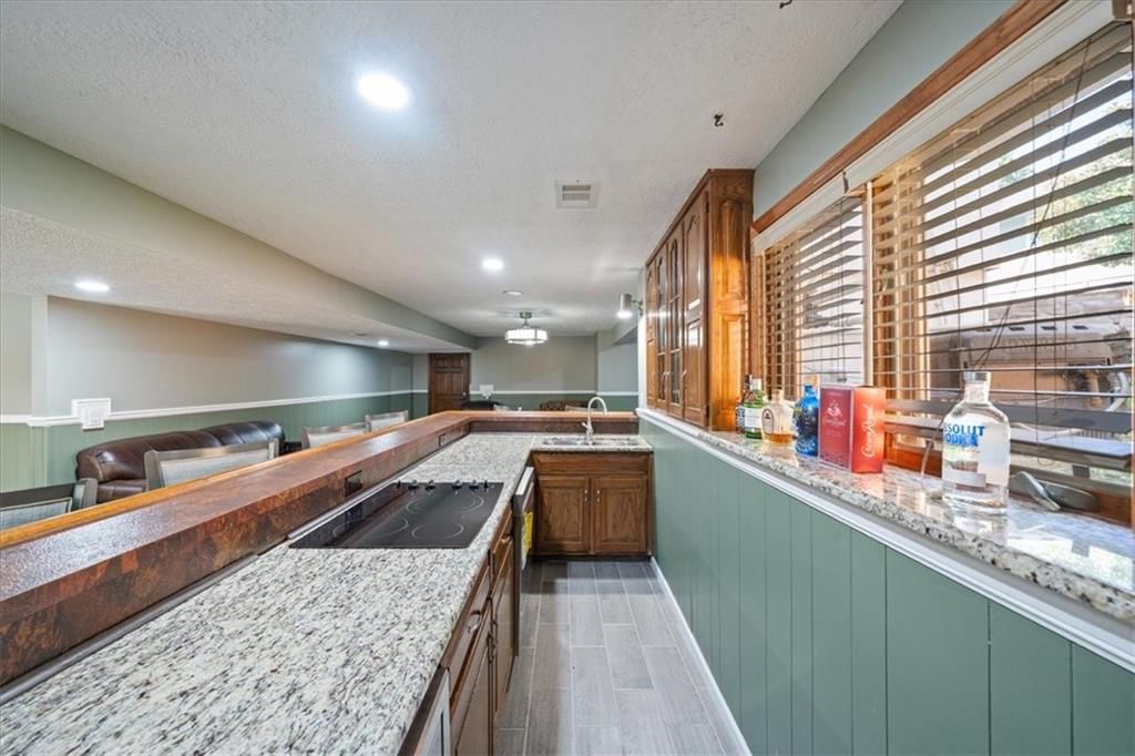 8230 W 99th Street — photo 37