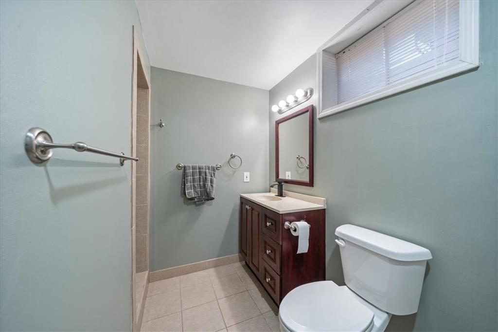 8230 W 99th Street — photo 39
