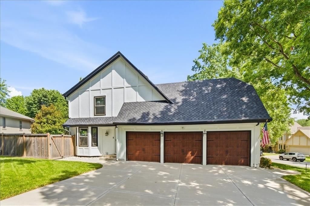 8230 W 99th Street — photo 40