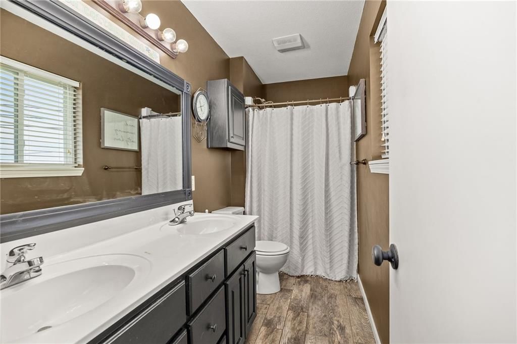 714 Harris Lane — photo 14