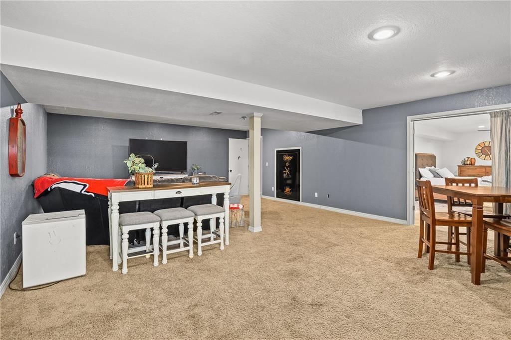 714 Harris Lane — photo 20