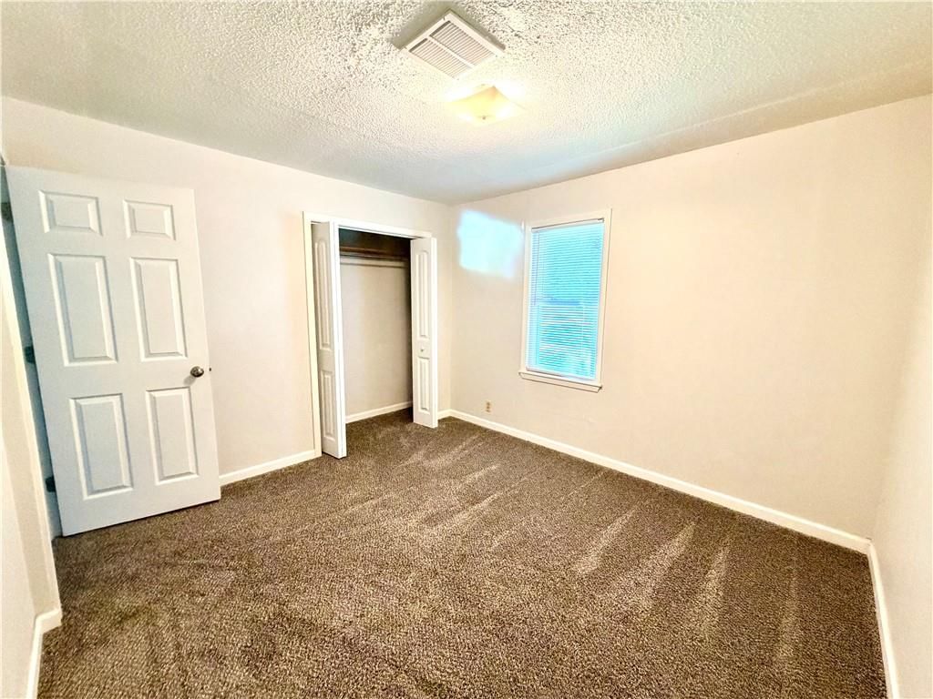 1402 W Walnut Street — photo 21