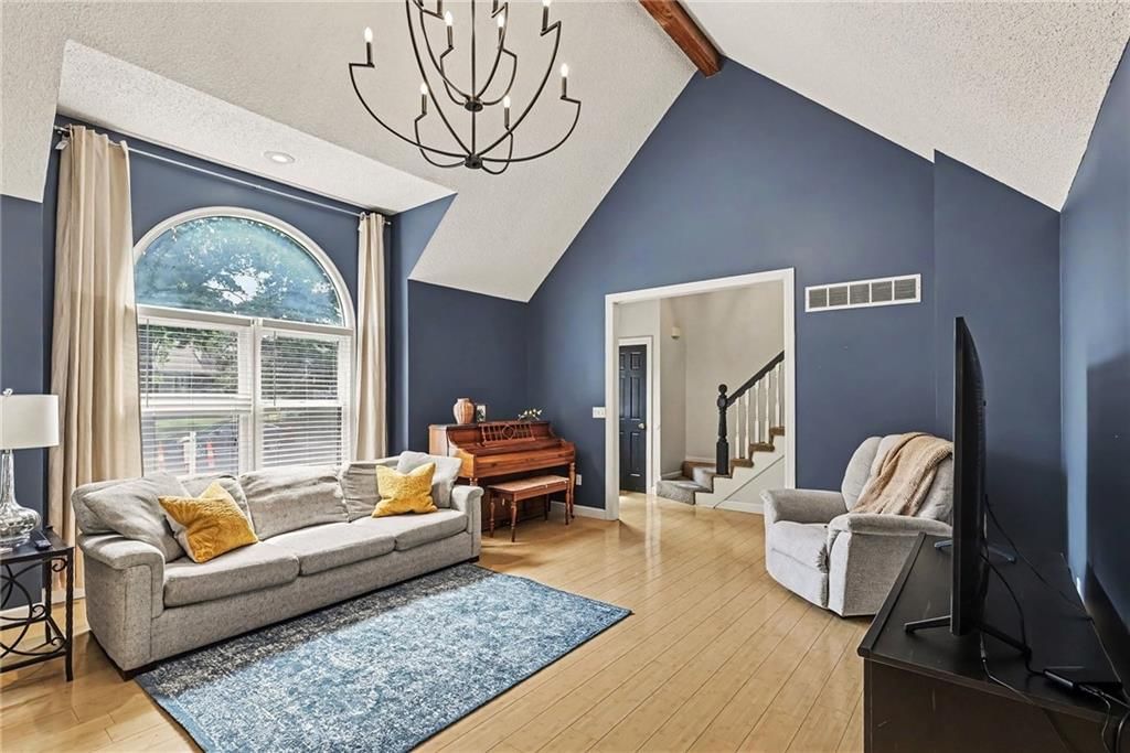 15299 CONSER Street — photo 6