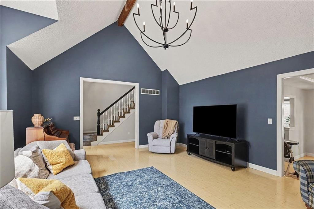 15299 CONSER Street — photo 7
