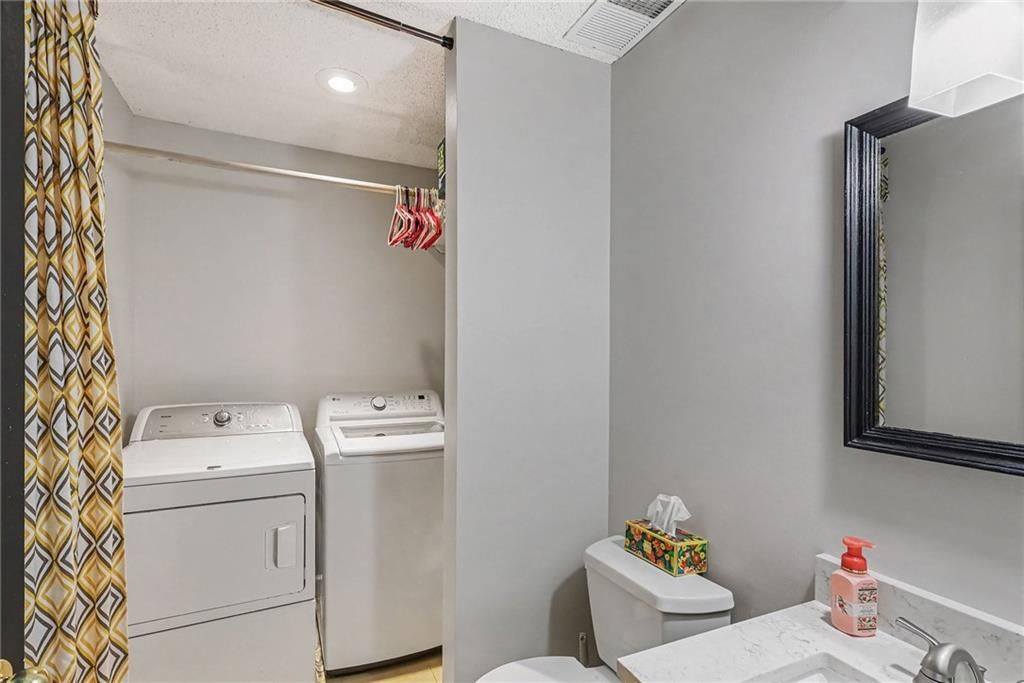 15299 CONSER Street — photo 12