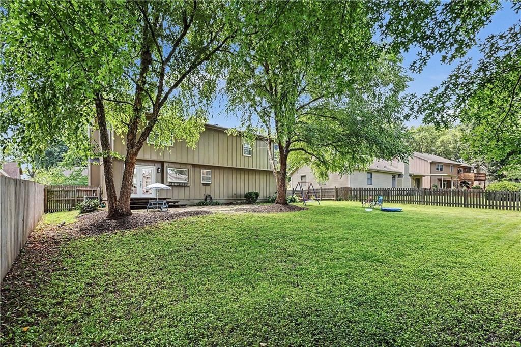 15299 CONSER Street — photo 24