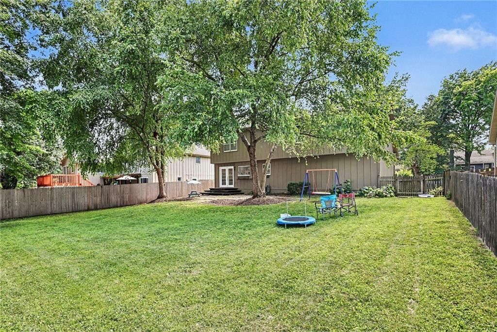15299 CONSER Street — photo 26
