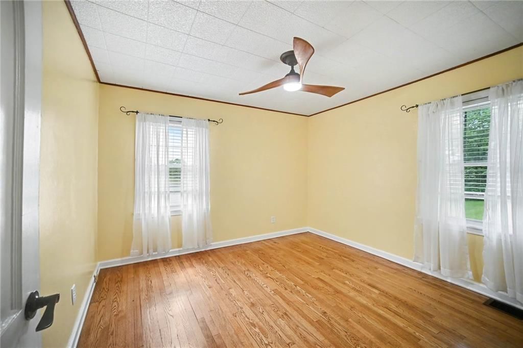 8409 NW Hilltop Road — photo 10