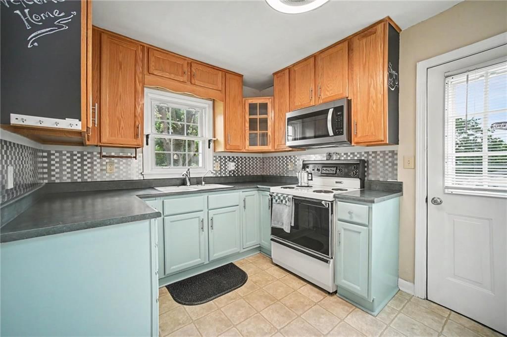 8409 NW Hilltop Road — photo 15
