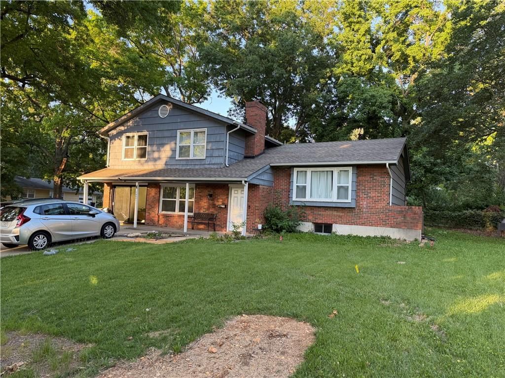 10001 Cambridge Avenue — photo 1