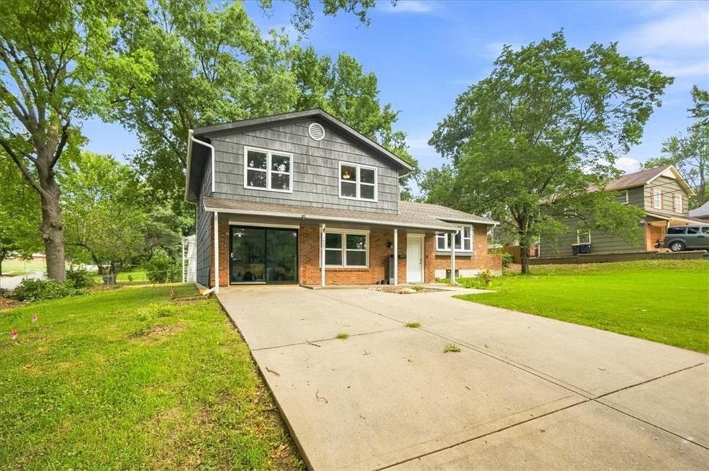 10001 Cambridge Avenue — photo 3