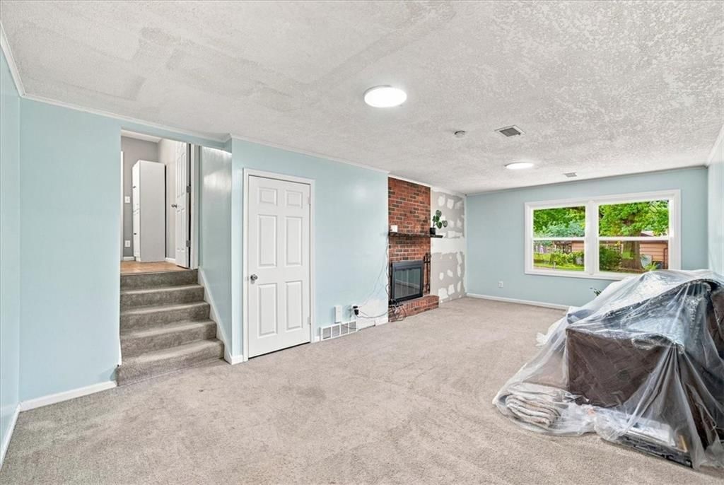10001 Cambridge Avenue — photo 11