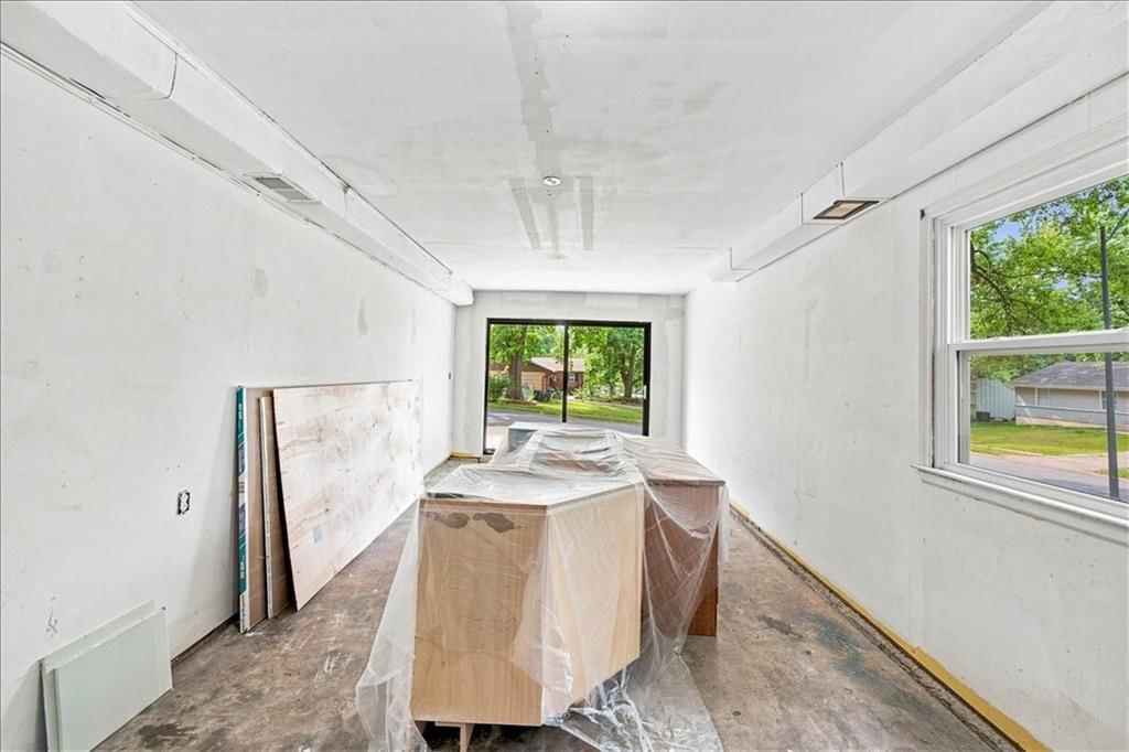 10001 Cambridge Avenue — photo 13