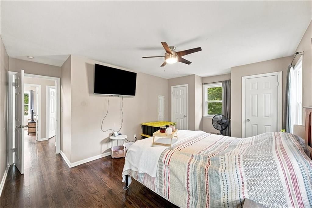 10001 Cambridge Avenue — photo 17