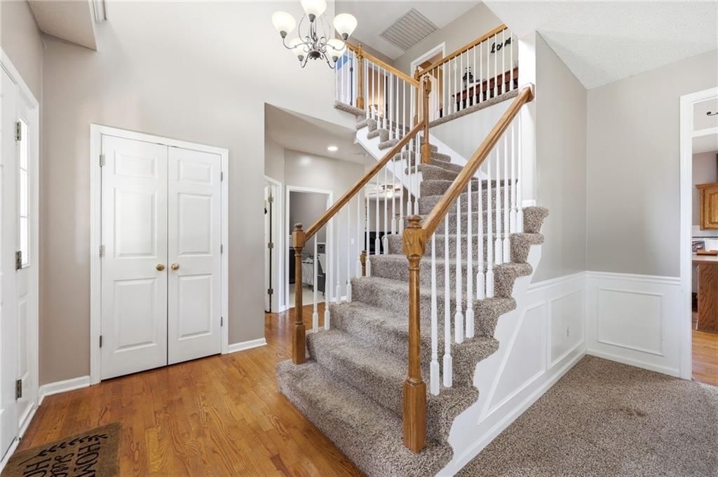 318 Shannon Avenue — photo 4