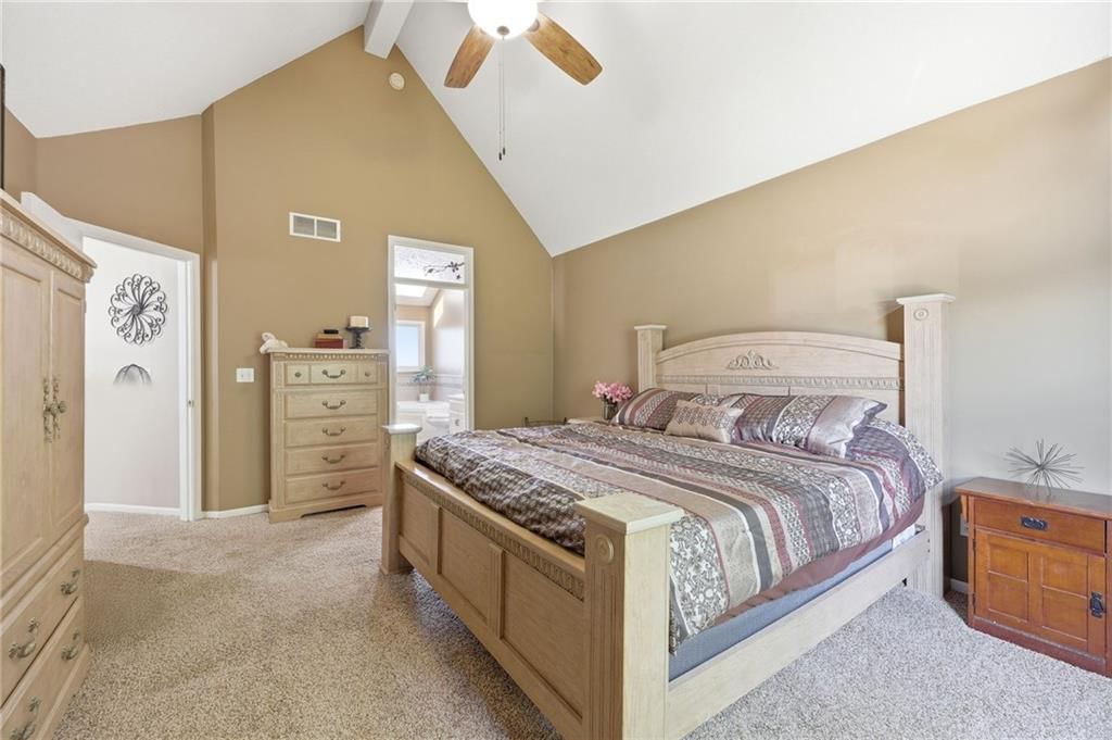 318 Shannon Avenue — photo 36