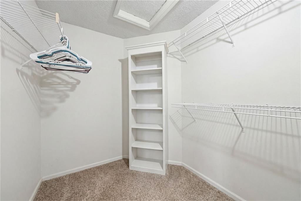 318 Shannon Avenue — photo 40