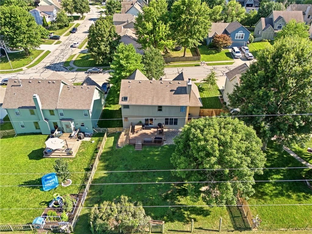 318 Shannon Avenue — photo 59