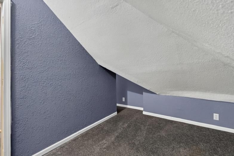 3224 Lafayette Street — photo 9
