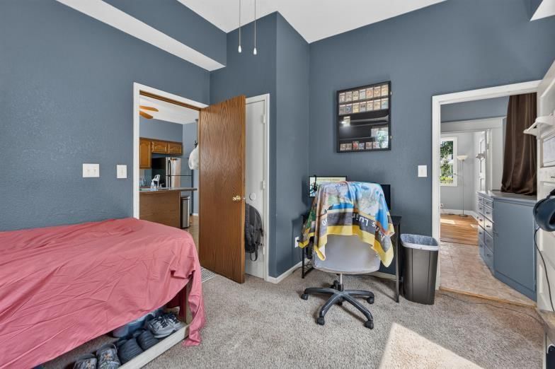 3224 Lafayette Street — photo 12