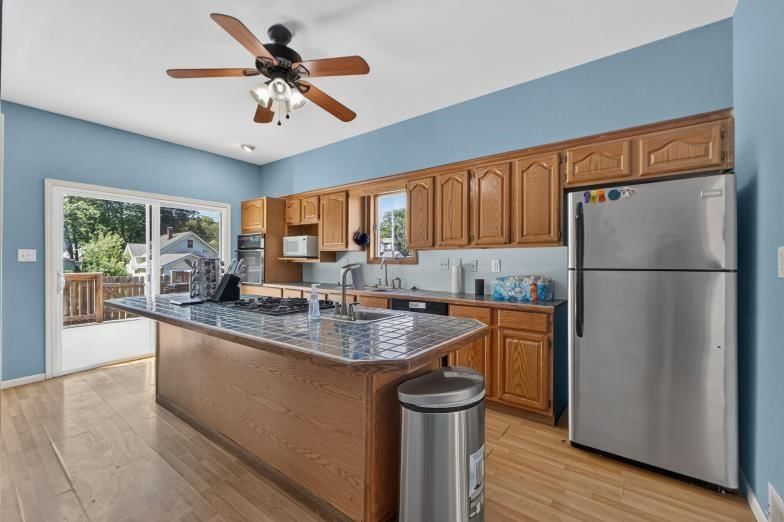 3224 Lafayette Street — photo 32