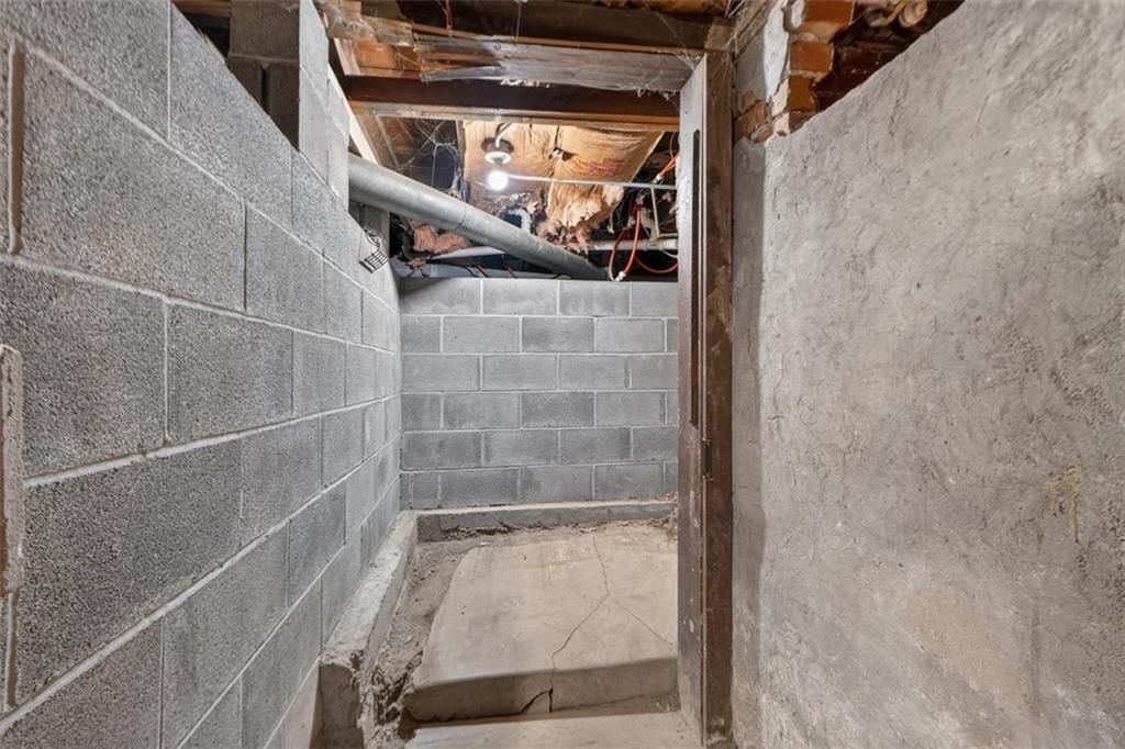 3224 Lafayette Street — photo 49