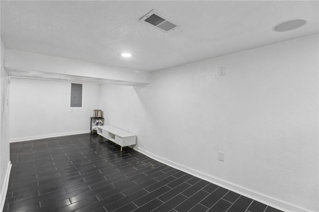 2507 S 18th Street — photo 25