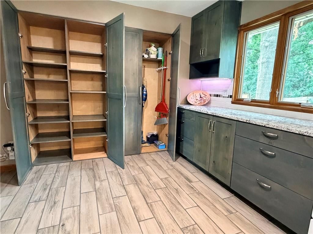 15911 W 150th Street — photo 7